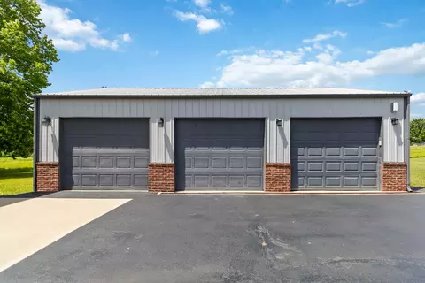 Exterior - 342 Silver Eagle Dr, London, KY 40744 photo 14 of 14