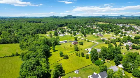 View/Area - 342 Silver Eagle Dr, London, KY 40744 photo 13 of 14
