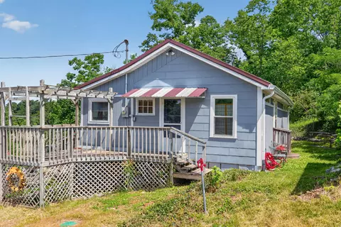 900 Hagers Camp Rd, Harrodsburg, KY 40330