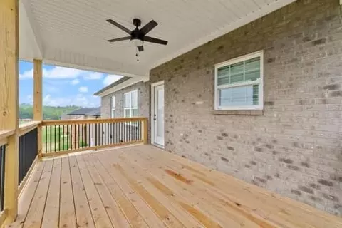 Exterior - 165 Central Park Ave, Berea, KY 40403 photo 7 of 9