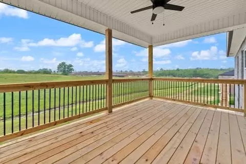 Exterior - 165 Central Park Ave, Berea, KY 40403 photo 4 of 9