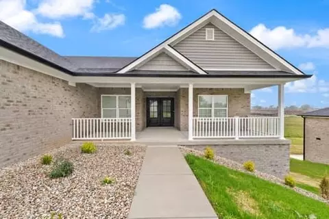 Exterior - 165 Central Park Ave, Berea, KY 40403 photo 3 of 9