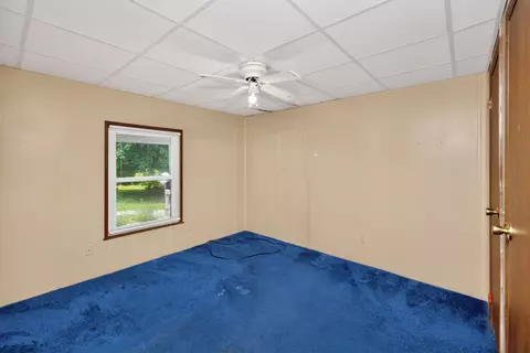 Bedroom - 957 Cane Run Rd, Springfield, KY 40069 photo 3 of 4