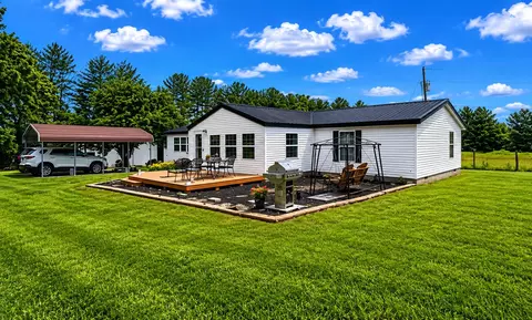 Exterior - 100 N Shady Ln, Eubank, KY 42567 photo 2 of 4