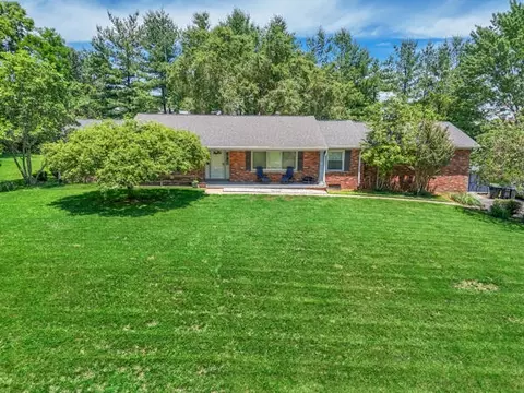 871 Browns Ferry Rd, Frankfort, KY 40601