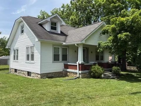 463 Cardwell Ln, Frankfort, KY 40601