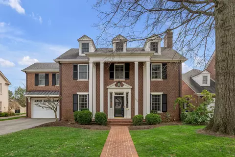 304 Holiday Rd, Lexington, KY 40502