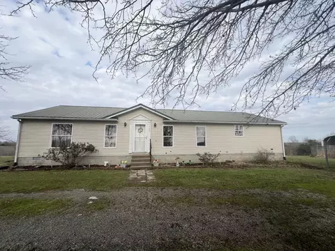 704 Cardwell Rd, Harrodsburg, KY 40330
