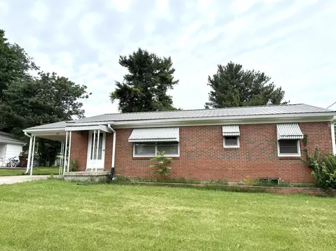 219 Gale Dr, Lancaster, KY 40444