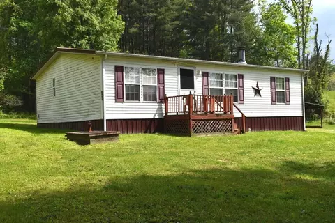 2773 Mud Lick Rd, Salt Lick, KY 40371