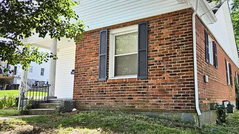 225 Kentucky Ave, Paris, KY 40361