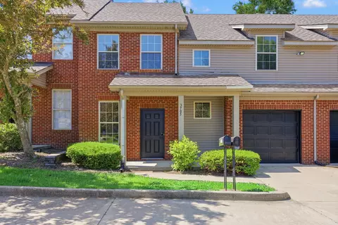 3705 Lochdale Ter, Lexington, KY 40514