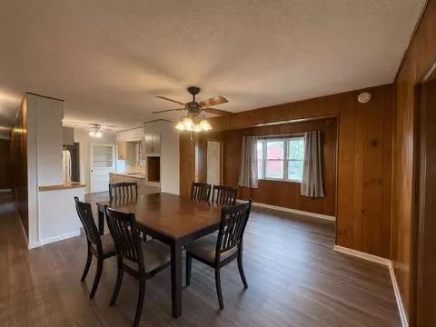Dining - 2665 Kentucky 80, Windsor, KY 42565 photo 5 of 5