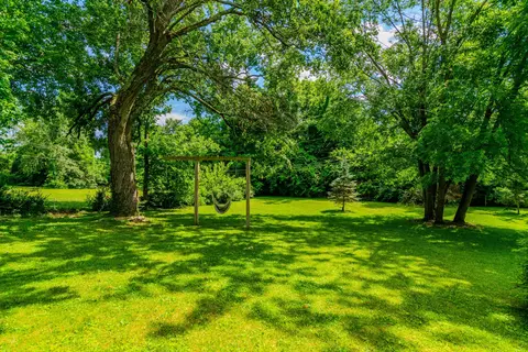 222 Wilson Downing Rd, Lexington, KY 40517