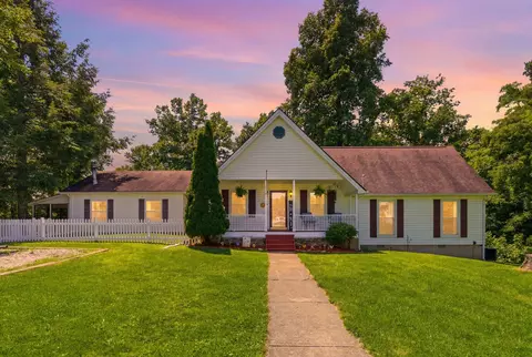 574 Powers Rd, Frenchburg, KY 40322