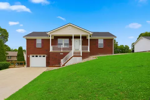 1220 Kenzie Ct, Berea, KY 40403