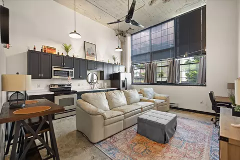2520 S 3rd St, Louisville, KY 40208