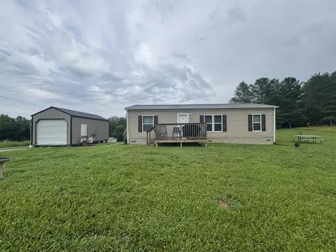 90 Deer Trail Cir, Jamestown, KY 42629