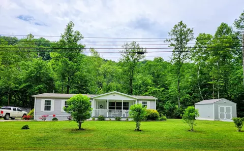 17108 Kentucky 28, Buckhorn, KY 41721