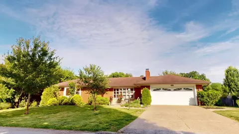 2926 Lucille St, Ashland, KY 41102