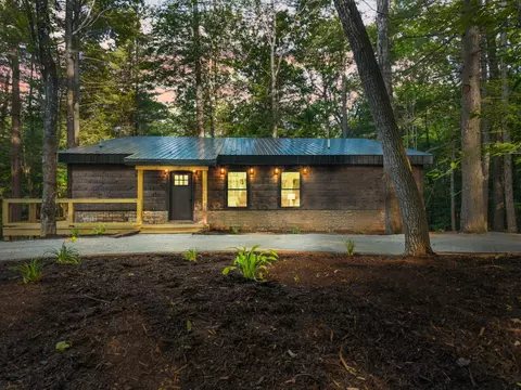 24 Joyful Spgs, Beattyville, KY 41311
