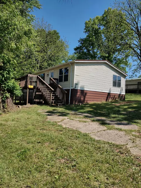 105 Pineview Ln, Carlisle, KY 40311