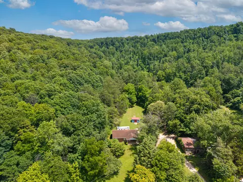 269 Strawberry Rd, Monticello, KY 42633