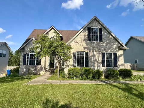 305 Abbeywood Dr, Winchester, KY 40391