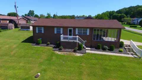 1039 Cardinal Dr, Corbin, KY 40701