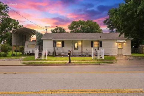 650 Walnut Meadow Rd, Berea, KY 40403