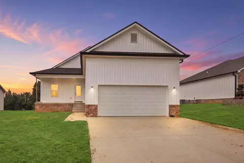 1210 Mac St, Lawrenceburg, KY 40342