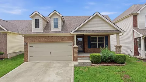 2545 Milsom Ln, Lexington, KY 40511