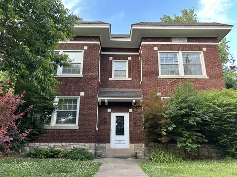 1127 Richmond Rd, Lexington, KY 40502