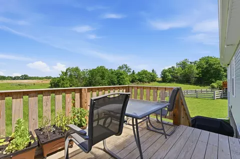 Exterior - 267 Brook Cv, Berea, KY 40403 photo 5 of 8