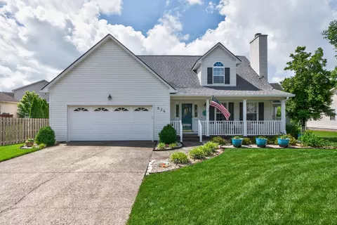 839 Eagle Crest Dr, Versailles, KY 40383