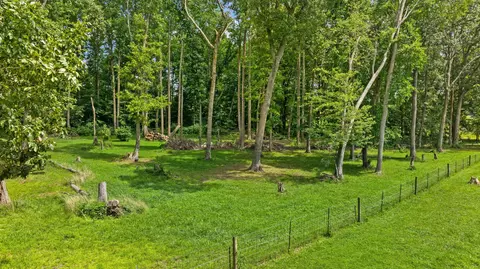 Exterior - 1545 Liberty Rd, Eubank, KY 42567 photo 7 of 15