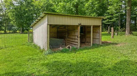 Exterior - 1545 Liberty Rd, Eubank, KY 42567 photo 8 of 15