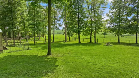 Exterior - 1545 Liberty Rd, Eubank, KY 42567 photo 11 of 15