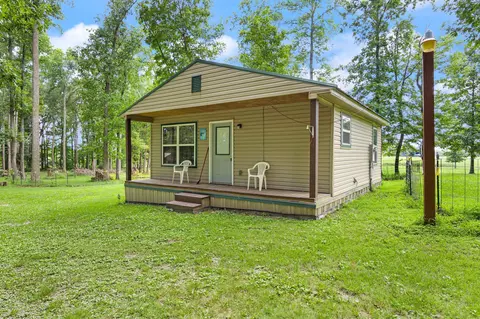 Exterior - 1545 Liberty Rd, Eubank, KY 42567 photo 2 of 15