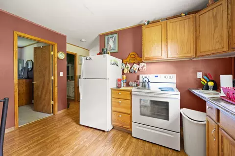 Kitchen - 1545 Liberty Rd, Eubank, KY 42567 photo 2 of 2
