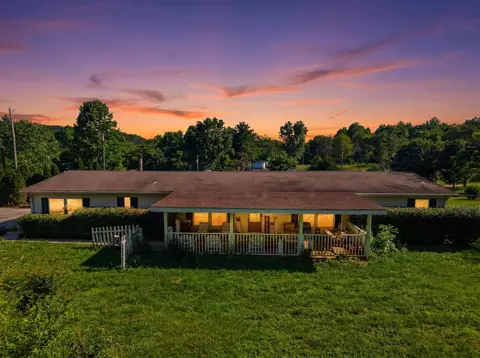 246 Briarwood Dr, Burnside, KY 42519