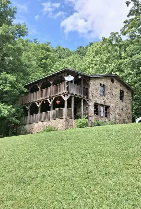 1493 Missouri Hollow Rd, Monticello, KY 42633