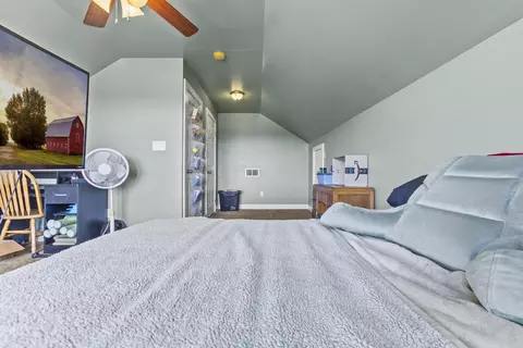 Bedroom - 2997 Us 68, Ewing, KY 41039 photo 7 of 7