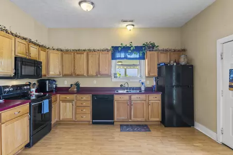 Kitchen - 2997 Us 68, Ewing, KY 41039 photo 1 of 1