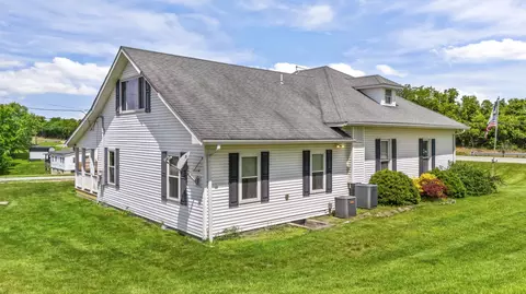 Exterior - 2997 Us 68, Ewing, KY 41039 photo 5 of 11