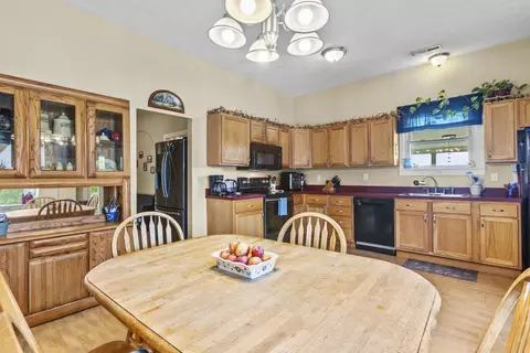 Dining - 2997 Us 68, Ewing, KY 41039 photo 1 of 2