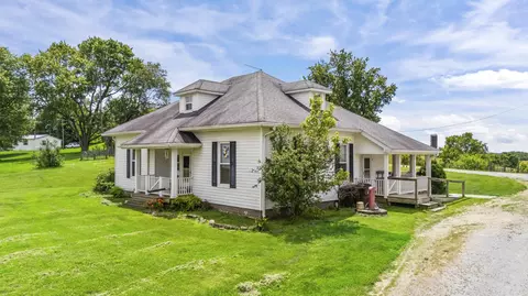 Exterior - 2997 Us 68, Ewing, KY 41039 photo 6 of 11