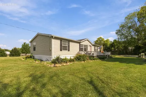 136 E Railroad St, Hustonville, KY 40437