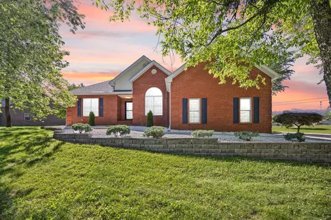 232 Sycamore Springs Dr, Somerset, KY 42503