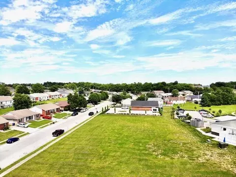 109 Bell Place Dr, Nicholasville, KY 40356